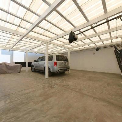 VENTA DE HERMOSO DÚPLEX FRENTE AL MAR, PIMENTEL